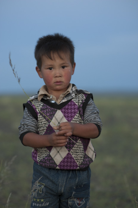 Nomads Nomadic Children Mongolia - copyright 2013 Sven Zellner/Agentur Focus